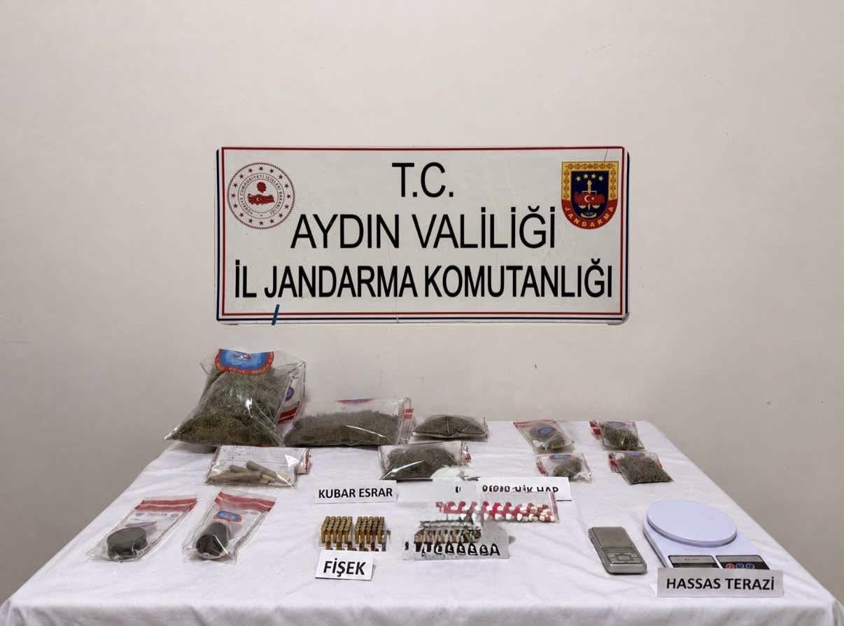 Söke’de Eş Zamanlı Uyuşturucu Operasyonu: 3,3 Kilogram Esrar ve Tabanca Ele Geçirildi