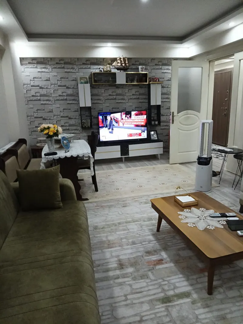 İNCİRLİOVA'DA MERKEZİ KONUMDA SATILIK 3+1 DAİRE