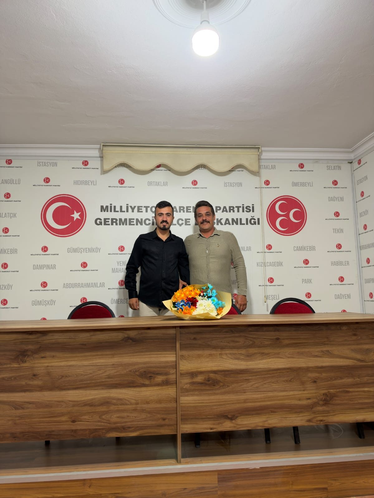 AK PARTİ GENÇLİK KOLLARI’NDAN MHP GERMENCİK İLÇE BAŞKANI RECEP DEMİR’E HAYIRLI OLSUN ZİYARETİ