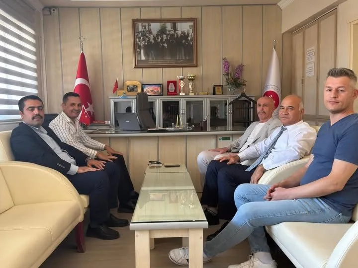 İLÇE MİLLİ EĞİTİM MÜDÜRÜ OSMAN ARIKOĞLU’NDAN MÜFTÜ SELETLİ’YE ANLAMLI ZİYARET