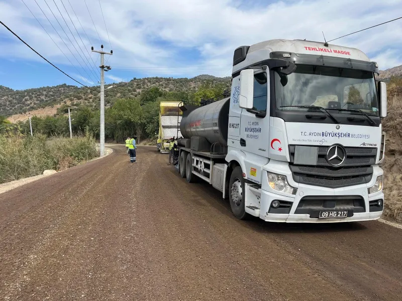 AYDIN’IN DÖRT BİR YANINDA YOL YAPIM VE YENİLEME ÇALIŞMALARINI SÜRDÜRÜYOR