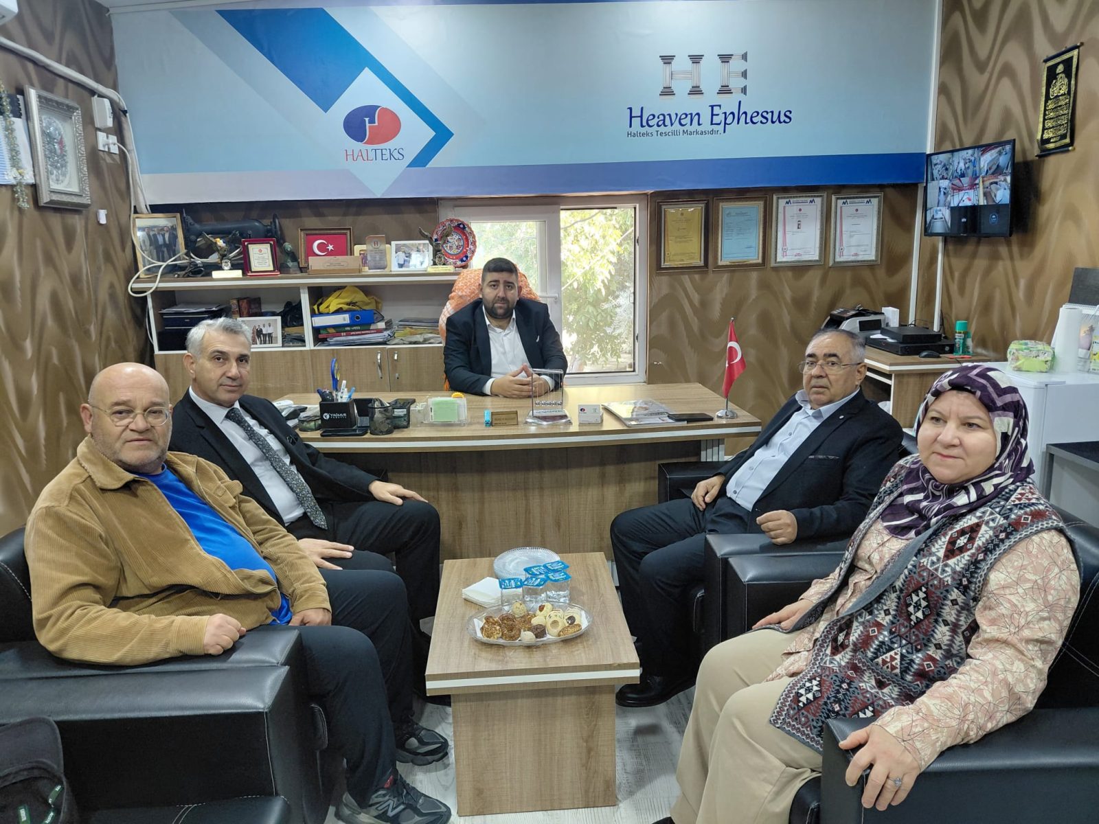 İNCİRLİOVA KAYMAKAMI İLHAN ABAY’DAN HALTEKS’E ZİYARET