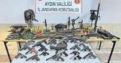 NAZİLLİ’DE KAÇAK SİLAH İMALATHANESİNE BASKIN! 23 TABANCA, 5 TÜFEK VE YÜZLERCE SİLAH PARÇASI ELE GEÇİRİLDİ