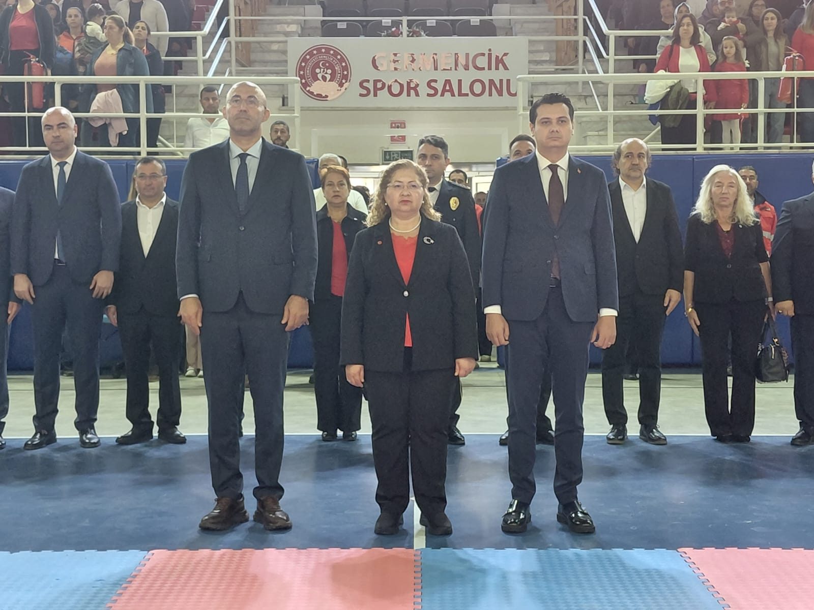GERMENCİK’TE 29 EKİM CUMHURİYET BAYRAMI COŞKUSU! CUMHURİYETİN 103. YILI GÖRKEMLİ TÖRENLE KUTLANDI