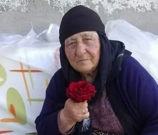 İNCİRLİOVA’NIN TANINAN İSİMLERİNDEN FİKRET ERDOĞAN’IN ACI GÜNÜ! ANNESİ ELMAS ERDOĞAN HAYATINI KAYBETTİ
