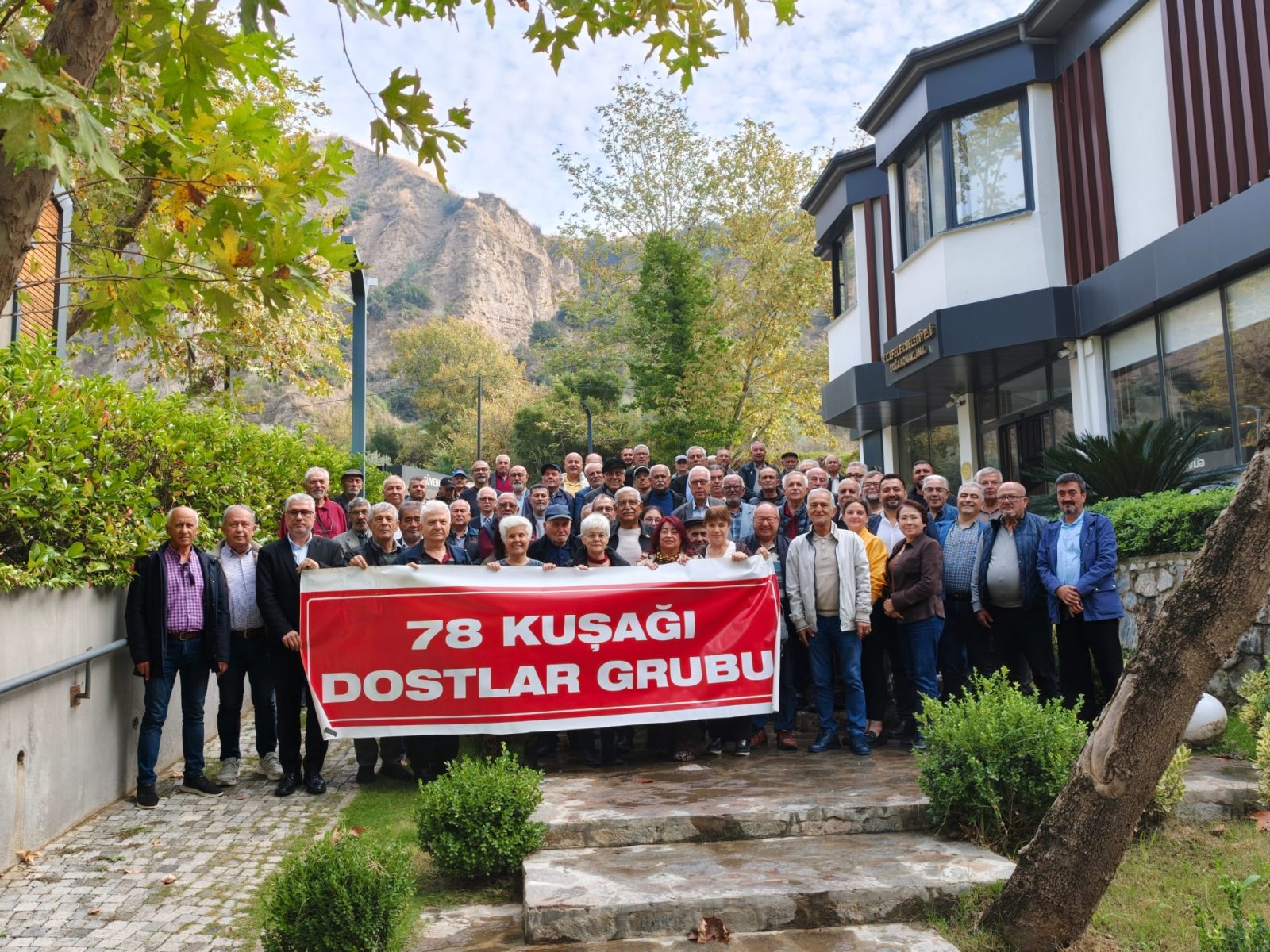 78 KUŞAĞI GRUBU KAHVALTIDA BULUŞTU