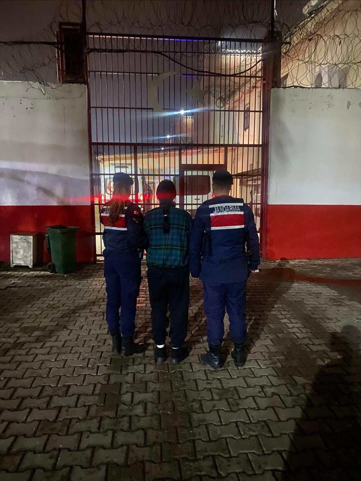 Efeler’de 15 Yıl Hapis Cezası Bulunan Hükümlü Yakalandı