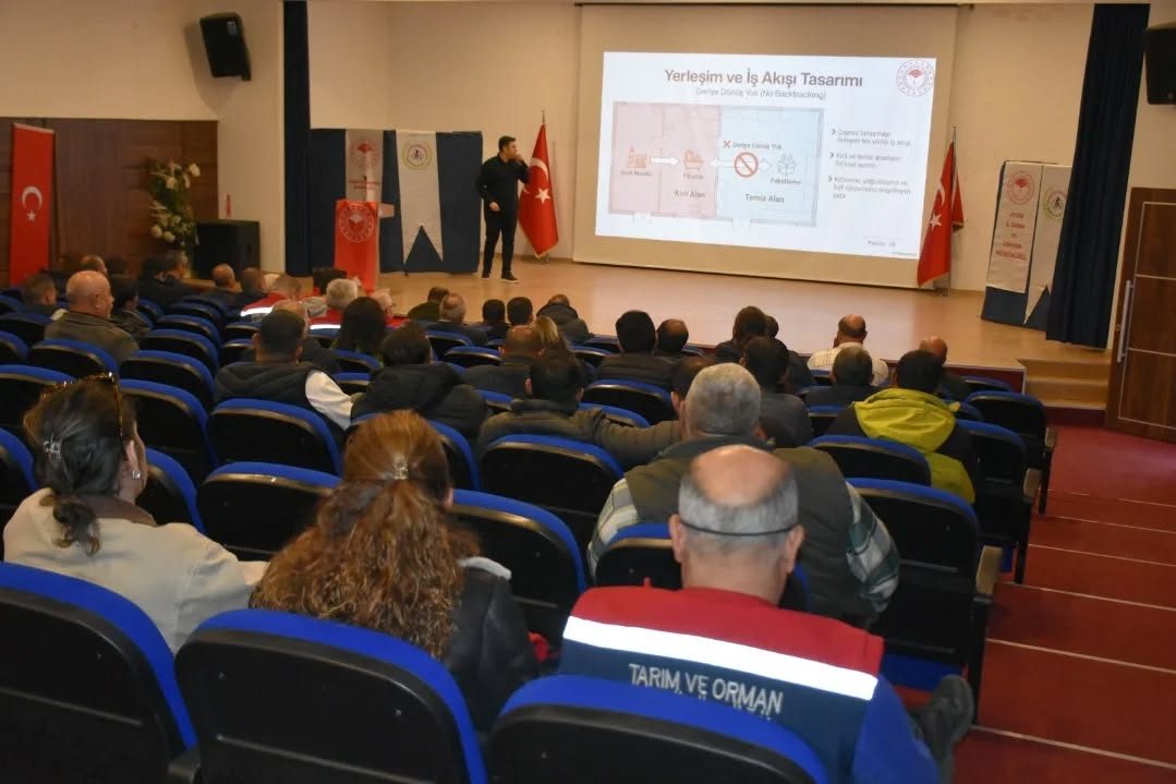 İncirliova’da Pestisit Denetimi Bilgilendirme Toplantısı Gerçekleştirildi