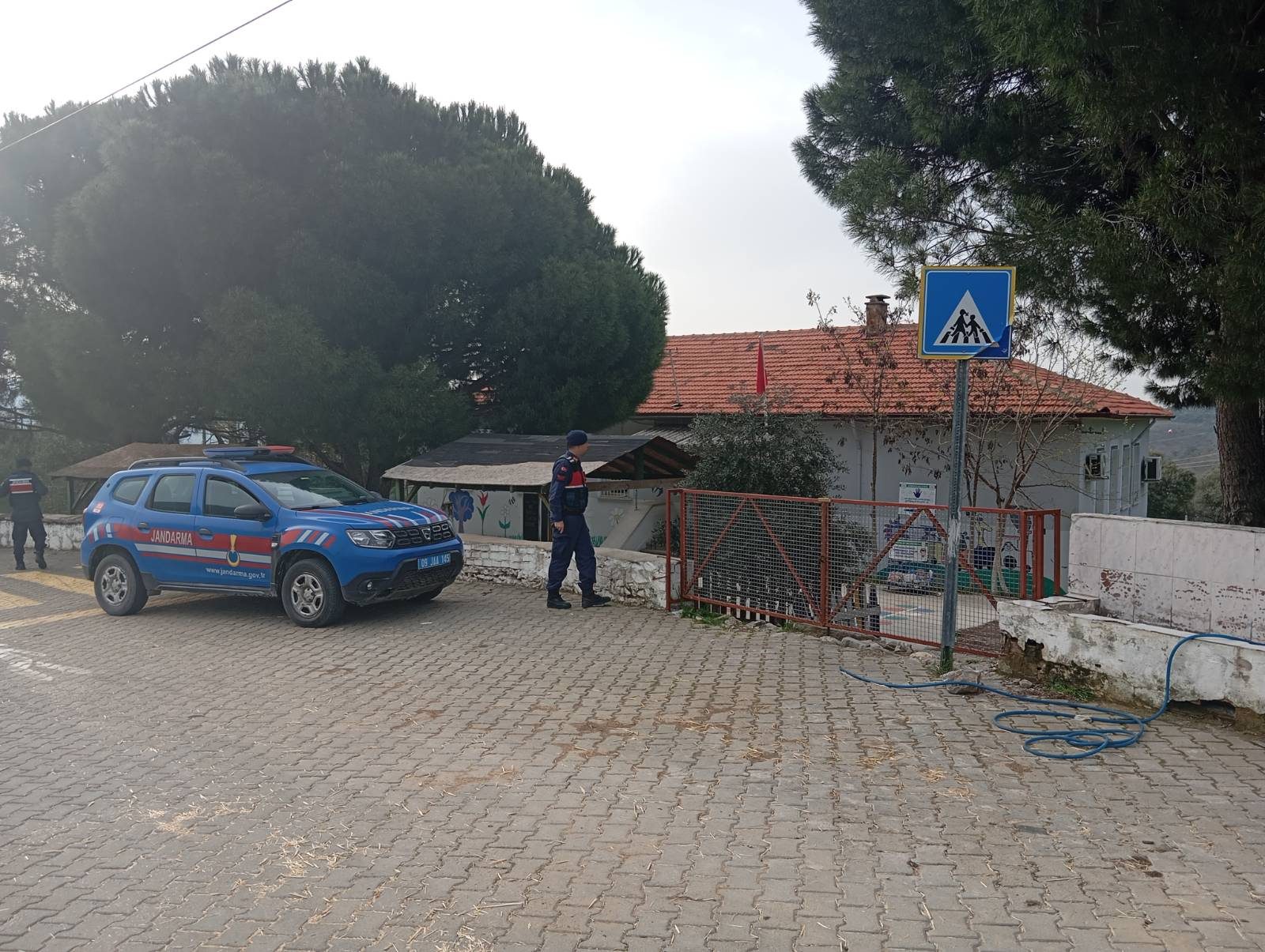 Aydın’da Okul Önlerinde Güvenlik Tedbirleri Artırıldı
