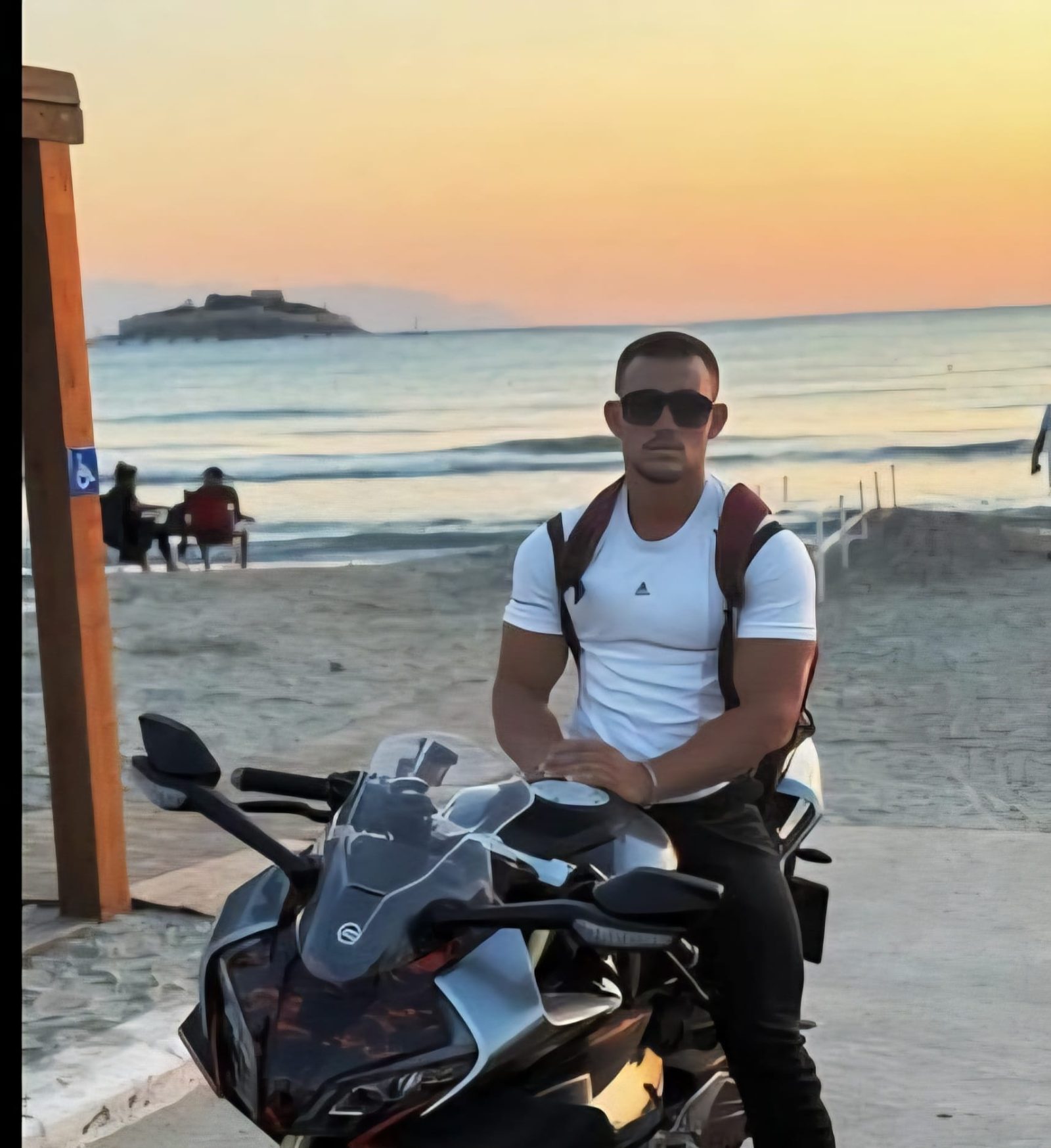 TALİHSİZ KAZADA MOTORSİKLET SÜRÜCÜSÜ CAN VERDİ