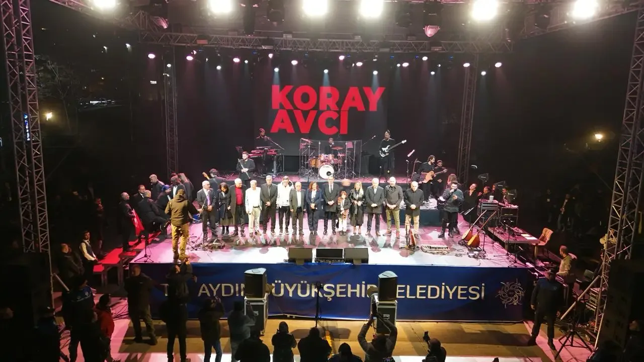 BAŞKAN ÇERÇİOĞLU AYDINLILARA UNUTULMAZ BİR YENİ YIL COŞKUSU YAŞATTI