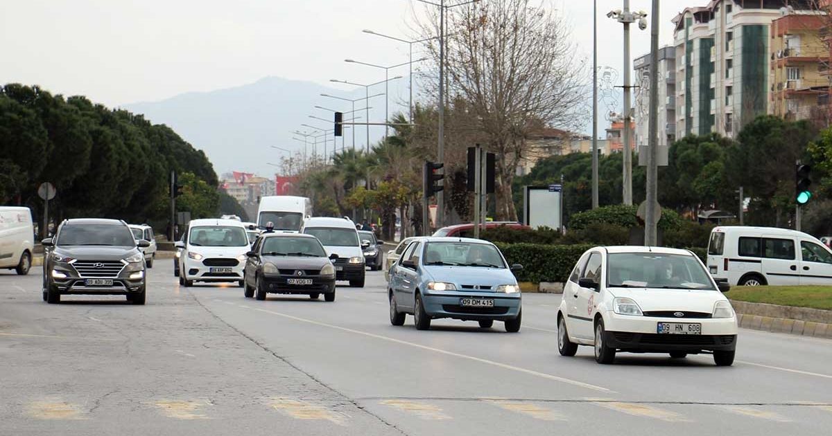 AYDIN'DA ARAÇ SAYISI 644 BİN OLDU