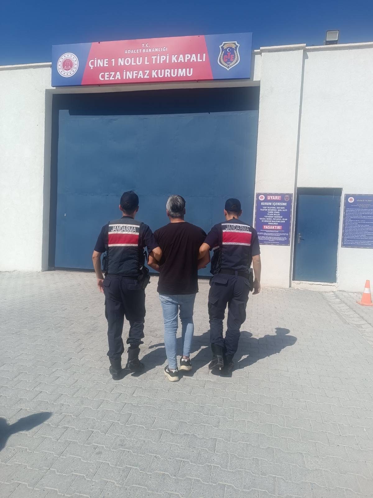 Karpuzlu’da 8 yıl 4 ay hapis cezasıyla aranan hükümlü yakalandı