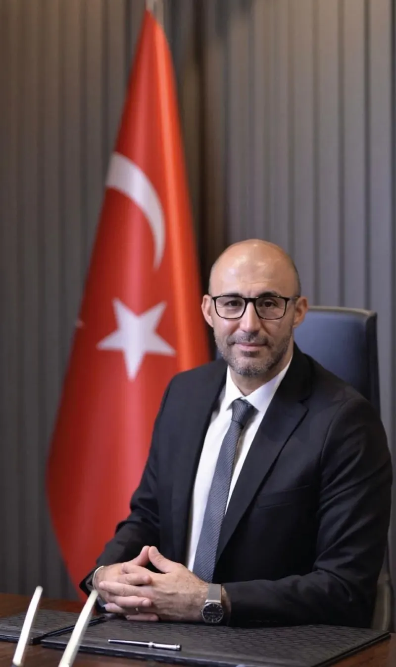 HULUSİ GENİŞOĞLU’NDAN BAŞKAN ZENCİRCİ’YE GEÇMİŞ OLSUN MESAJI