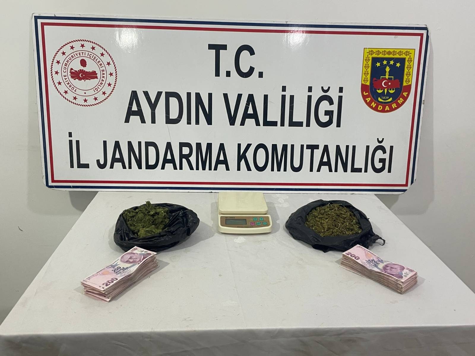 Nazilli’de Uyuşturucu Operasyonu: 241 Gram Esrar Ele Geçirildi