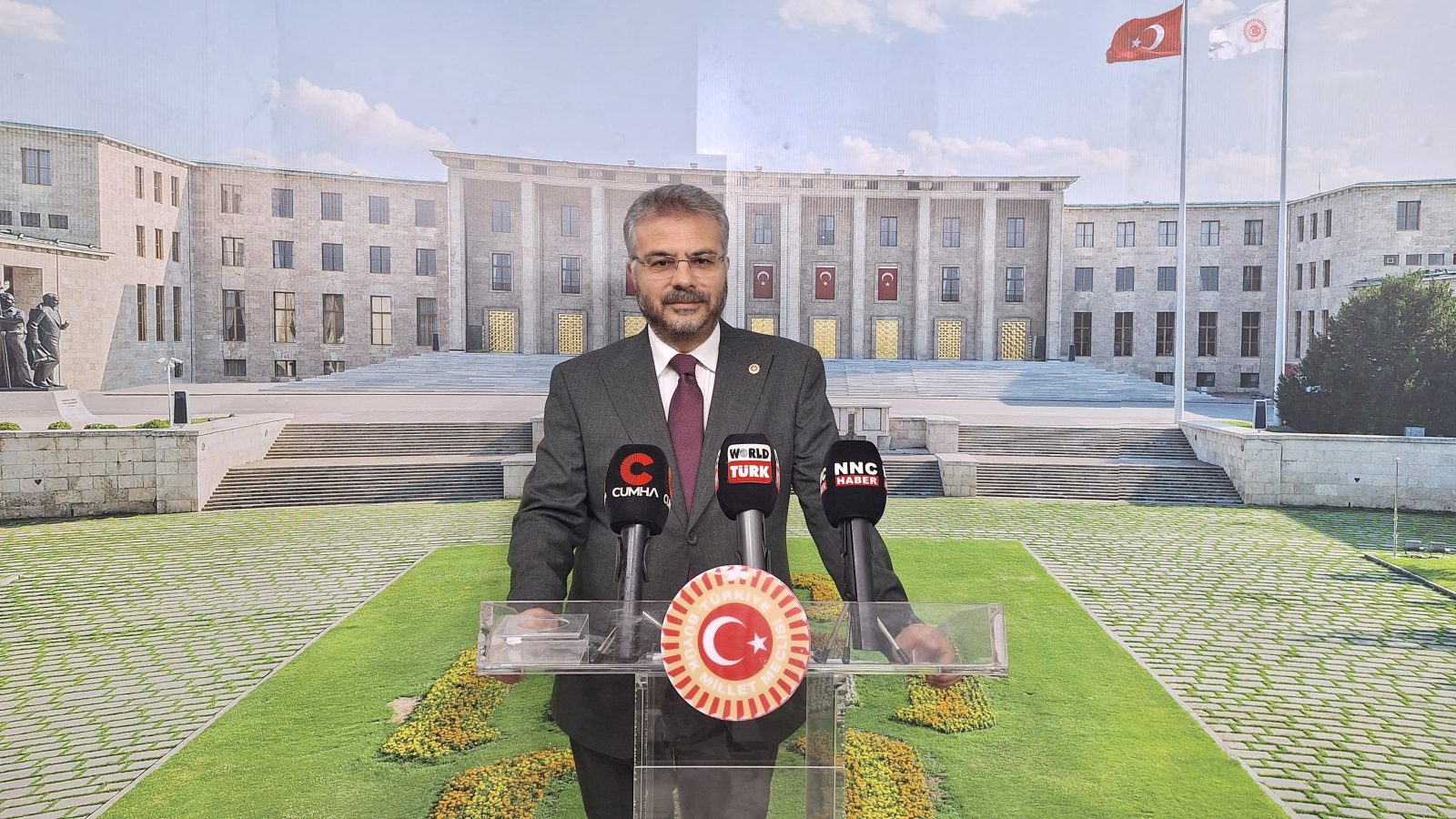 AK Parti Aydın Milletvekili Av. Ömer Özmen’in 15 Temmuz Demokrasi ve Milli Birlik Günü Mesajı
