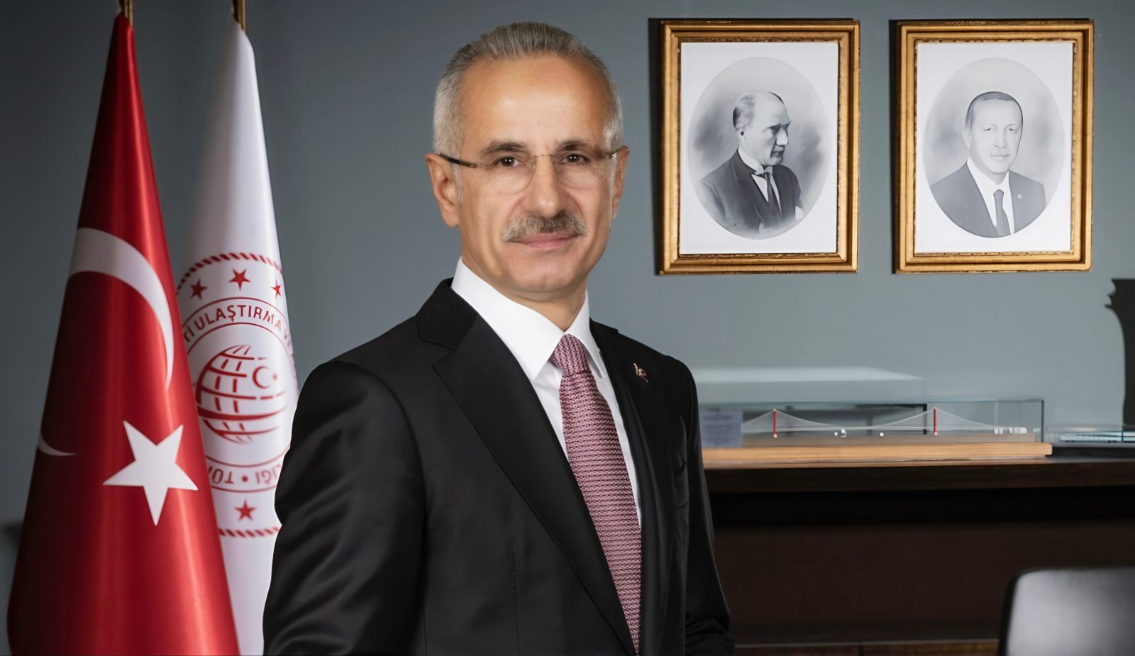 BAKAN URALOĞLU’NDAN RAMAZAN BAYRAMI MESAJI