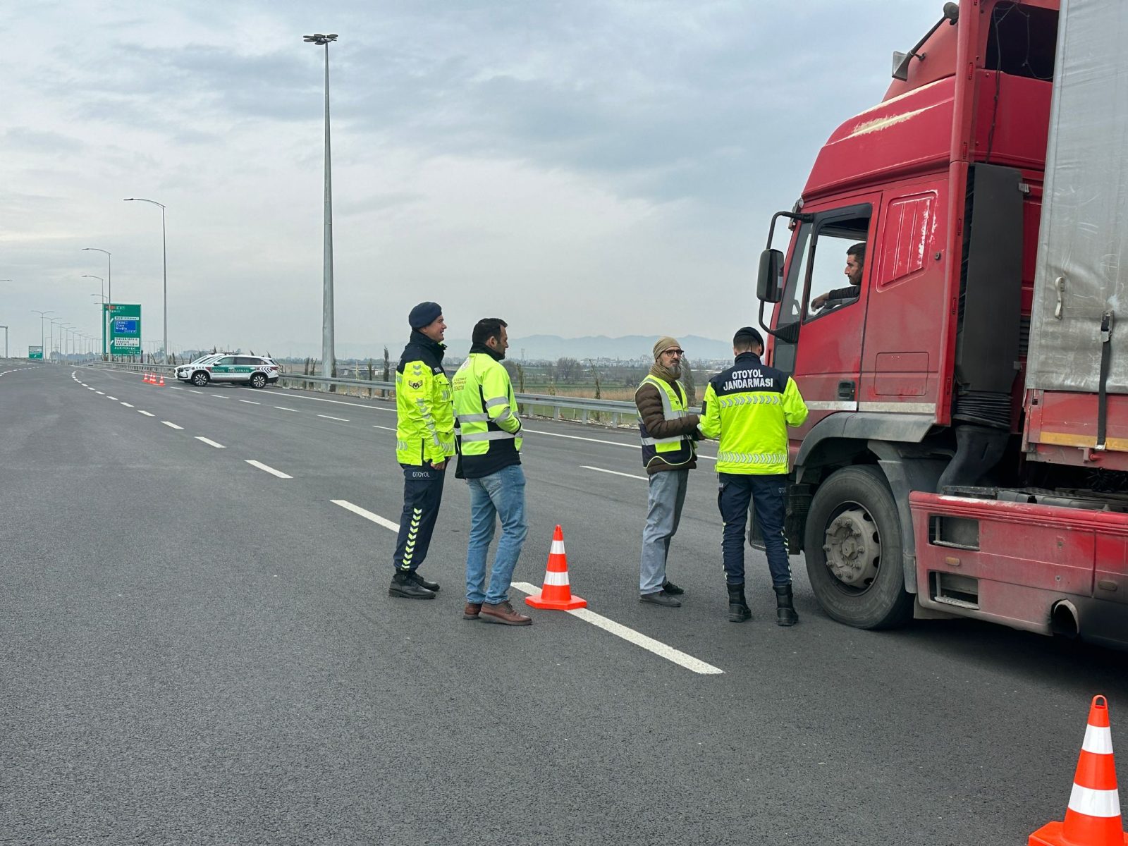 JANDARMA TRAFİK DENETLEME YAPTI