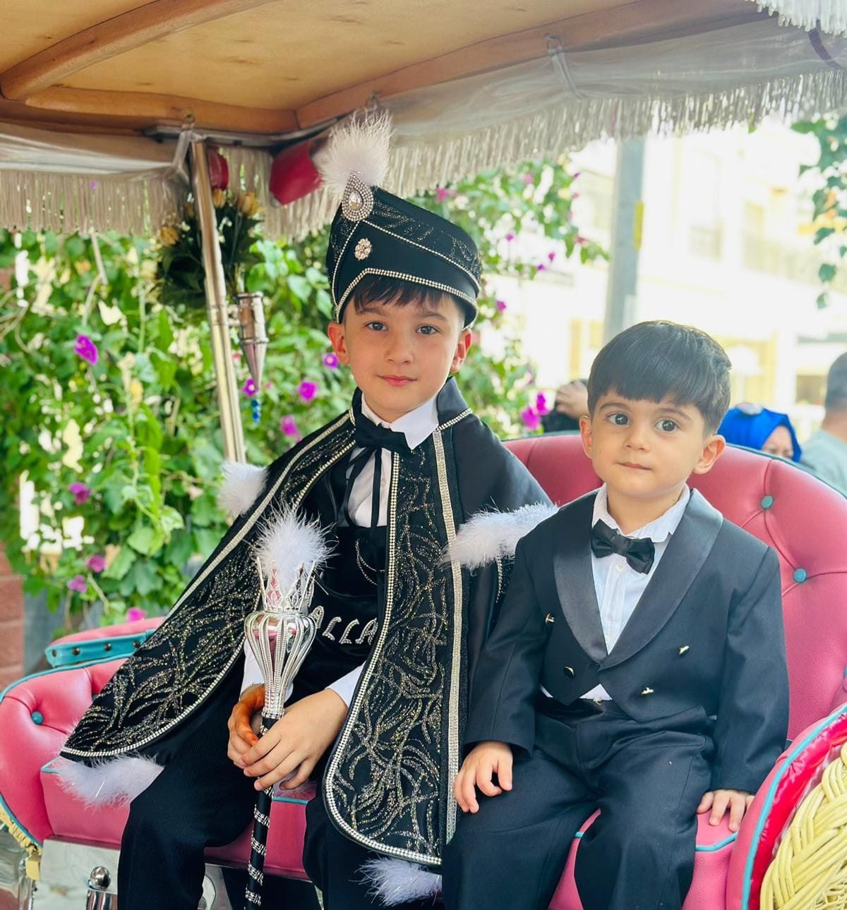 TALHA POYRAZ VE EMİR AYAZ’IN ERKEKLİĞE İLK ADIMLARI