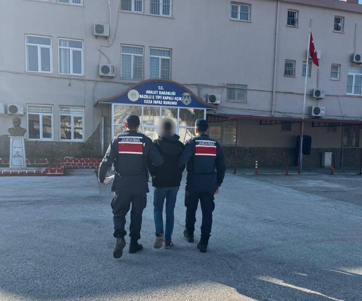 Aranan Şahıslar Yakalandı