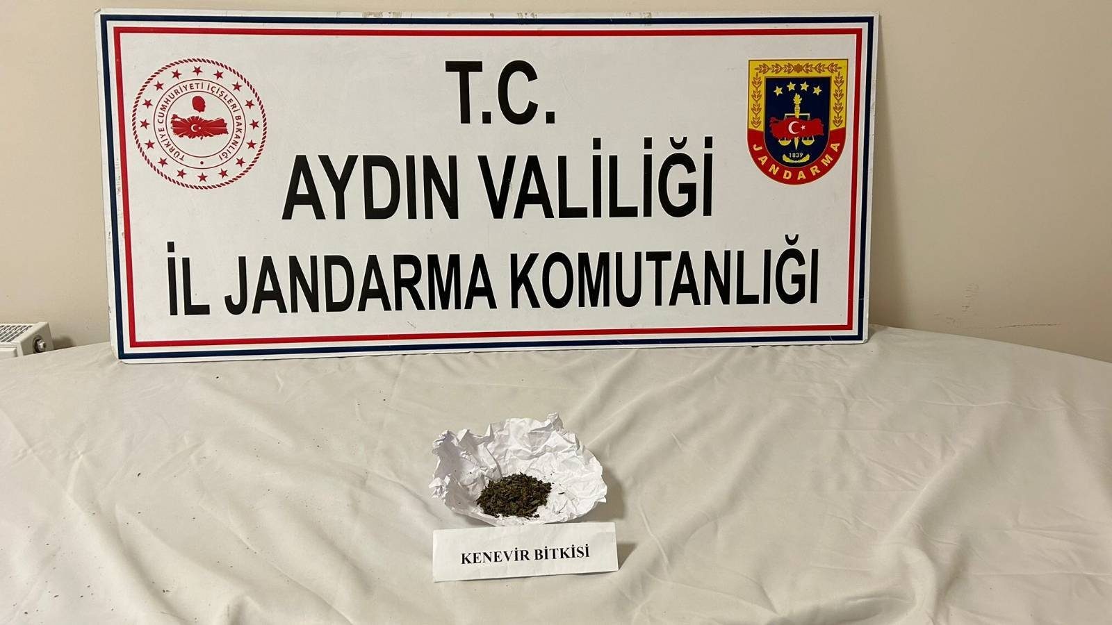 JANDARMA’DAN UYUŞTURUCU OPERASYONU