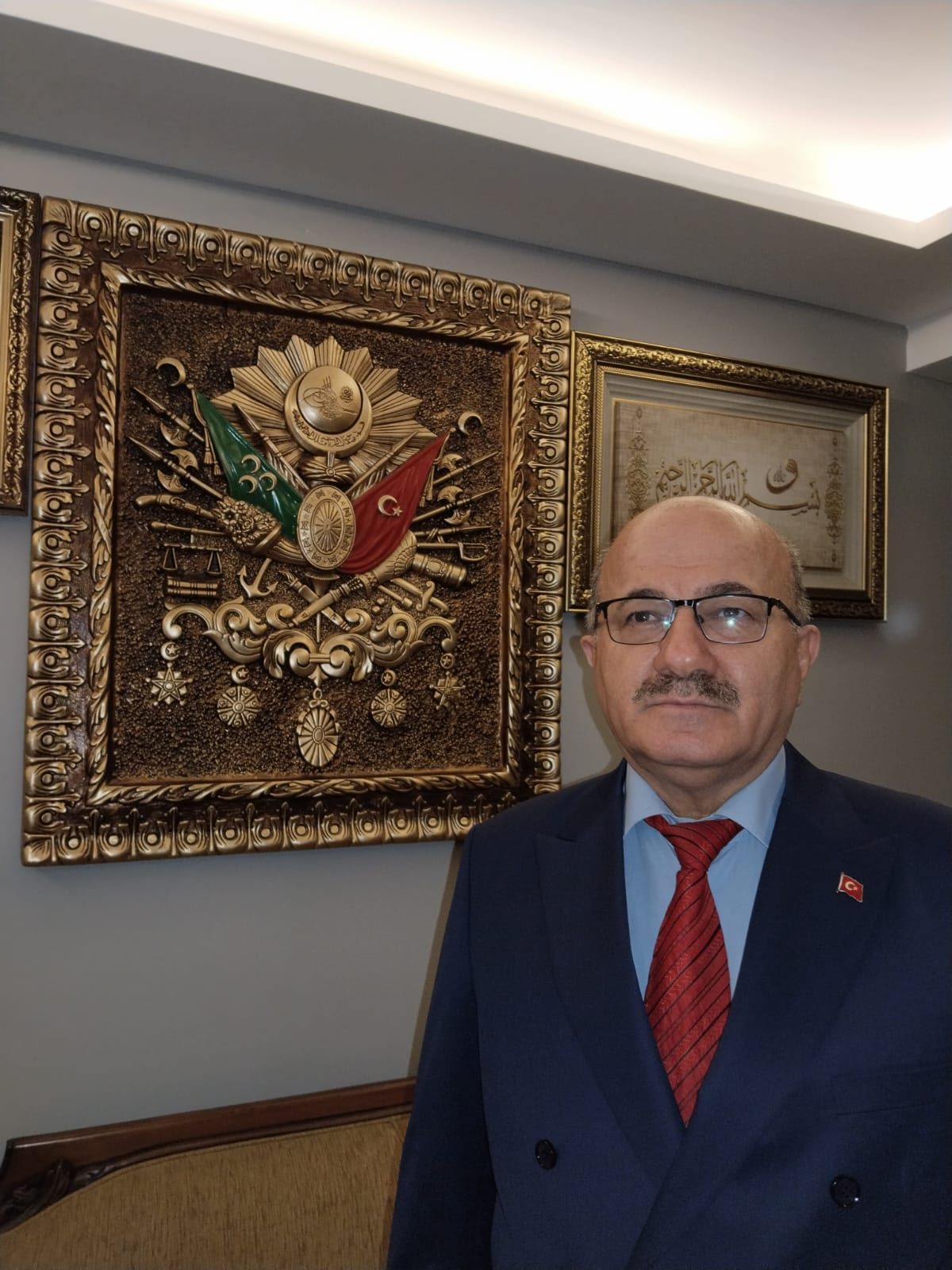 YALAKALAR DÜNYASI….