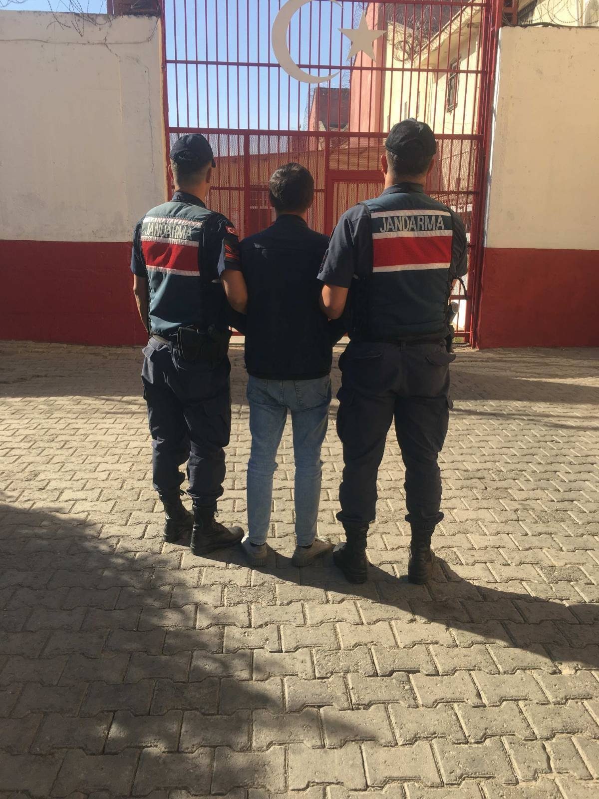 İNCİRLİOVA’DA JANDARMA SUÇ MAKİNESİNİ YAKALADI