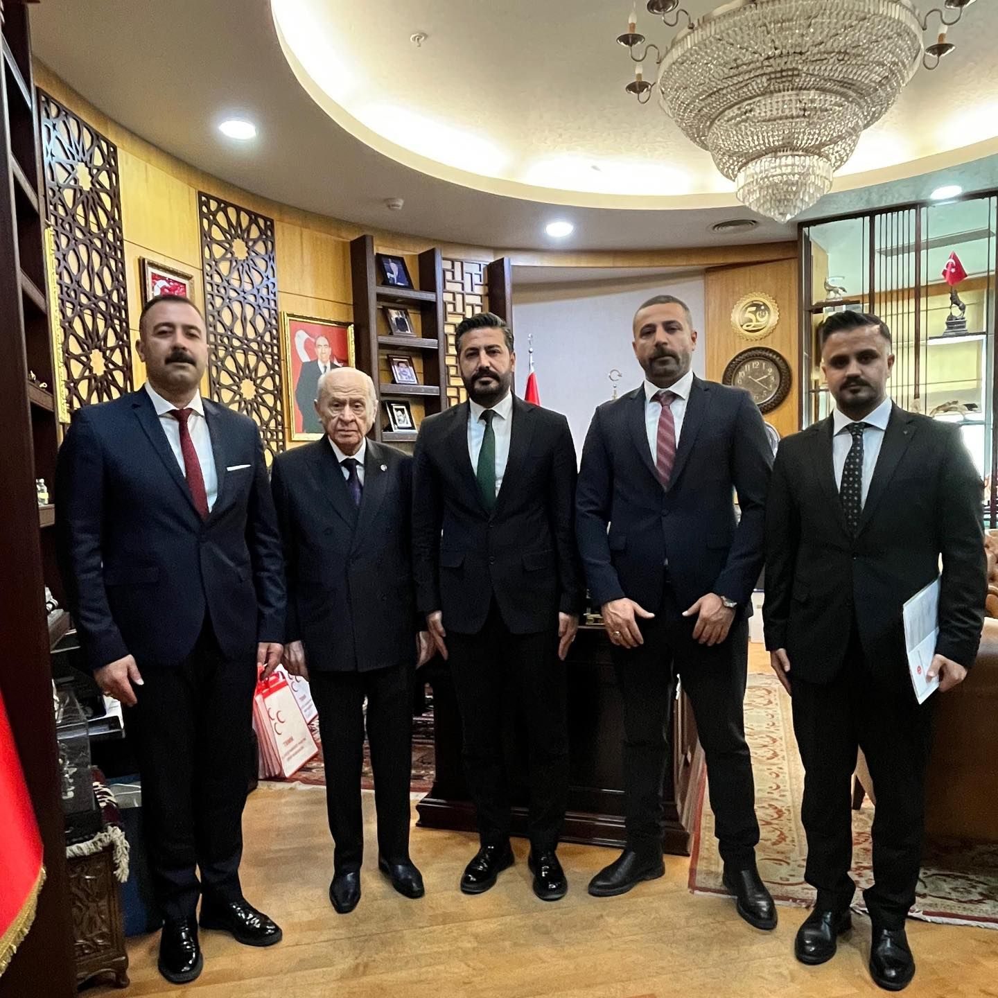 MHP Aydın İl Teşkilatı’nda Bayrak Değişimi: 59 Kişilik Yeni Yönetim Göreve Başladı