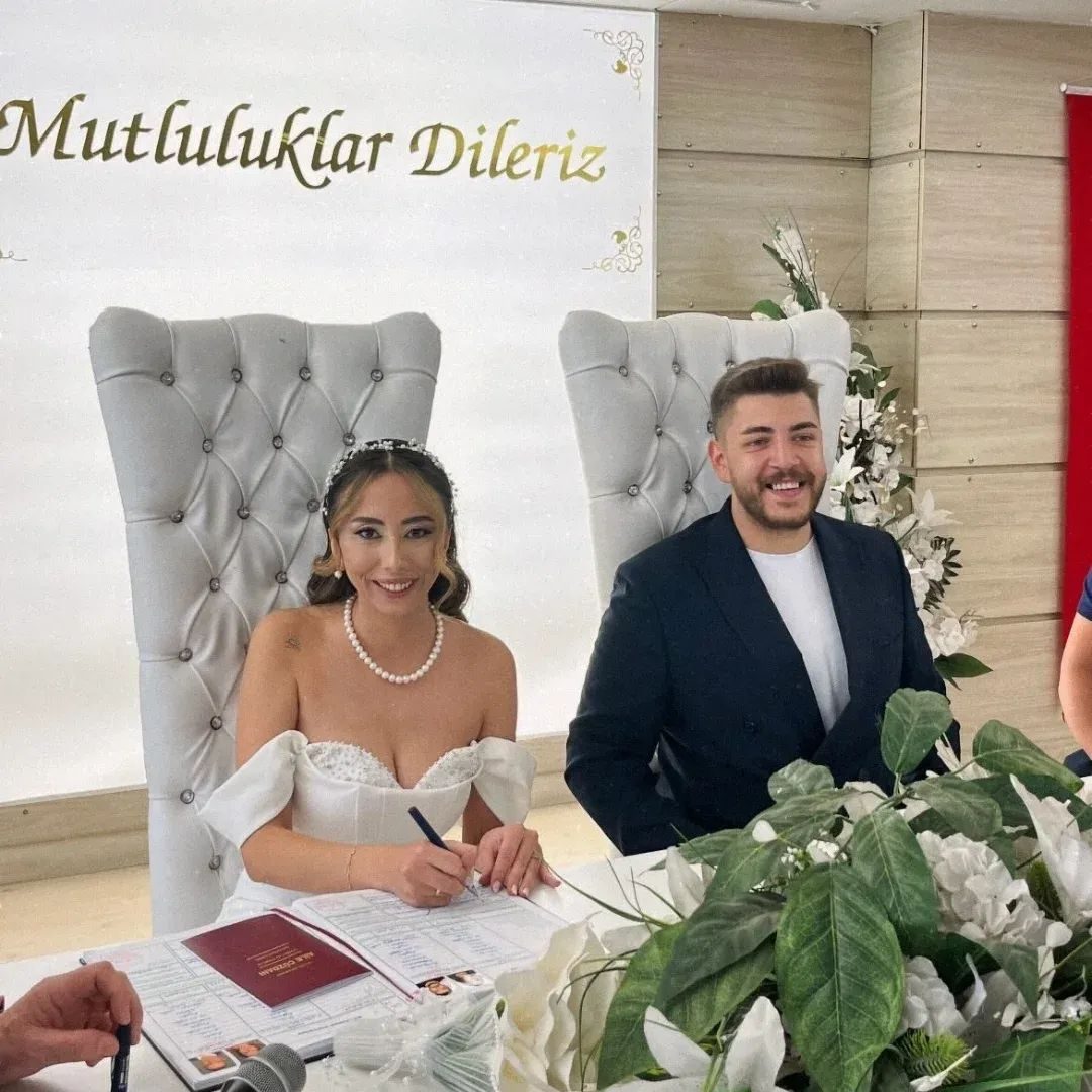 Buğrahan & Berra Dünyaevine Girdi