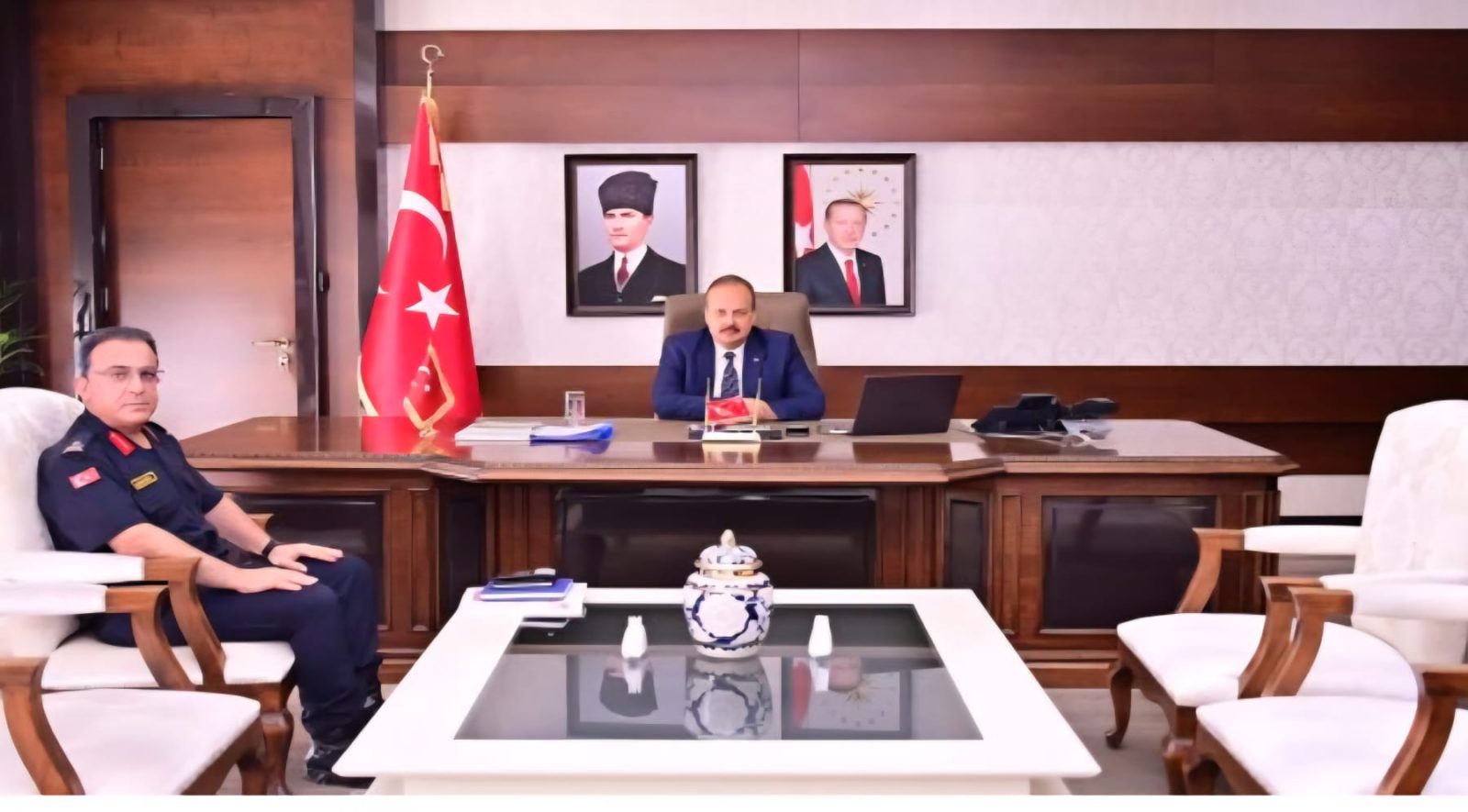 AYDIN İL JANDARMA KOMUTANI TUĞGENERAL NECİP ÇARIKÇIOĞLU GÖREVİNE BAŞLADI