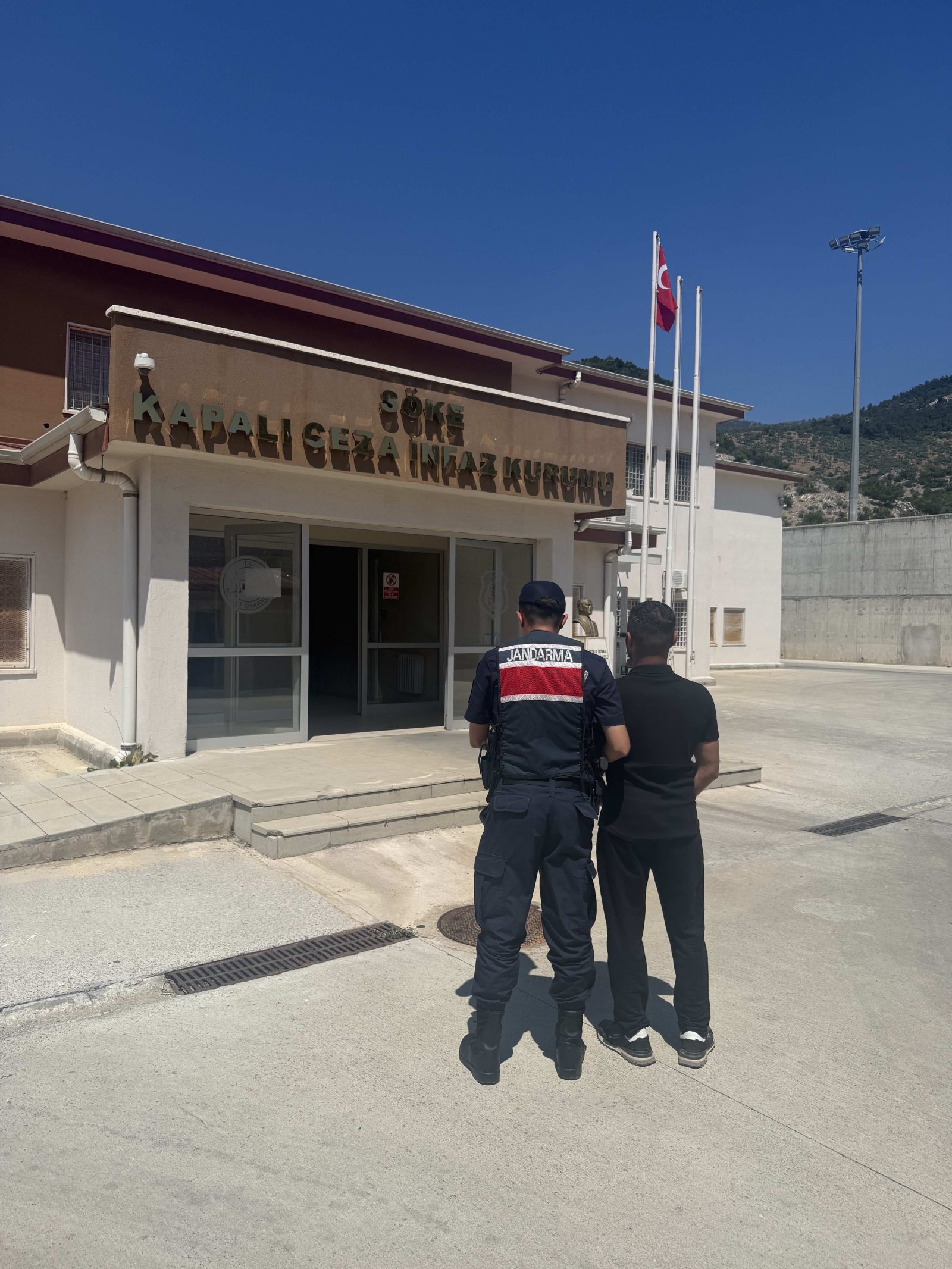 Söke’de 5 Yıl 24 Gün Hapis Cezası Bulunan Hükümlü Yakalandı