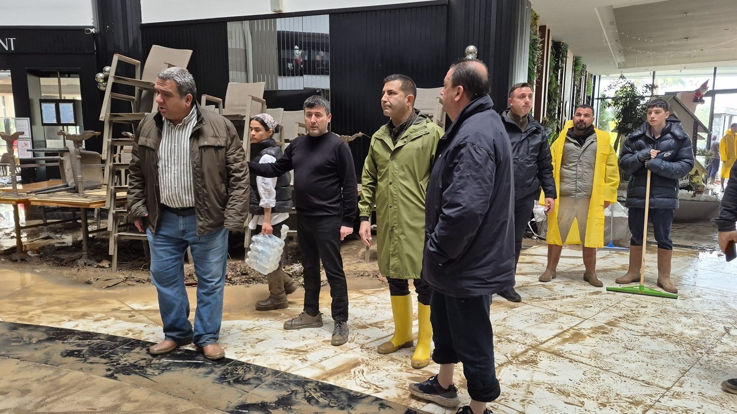Başkan Ömer Günel Sahaya İndi
