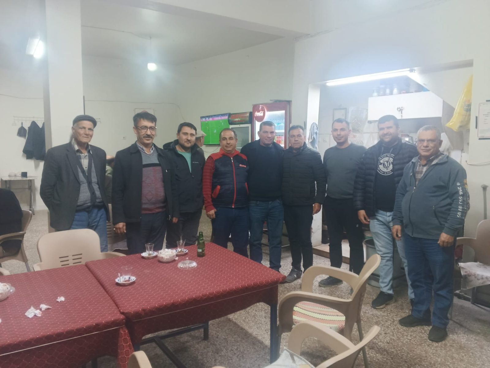 Refik Erdoğan’dan Meşeli ve Çarıklar Mahallesi Esnafına Ziyaret