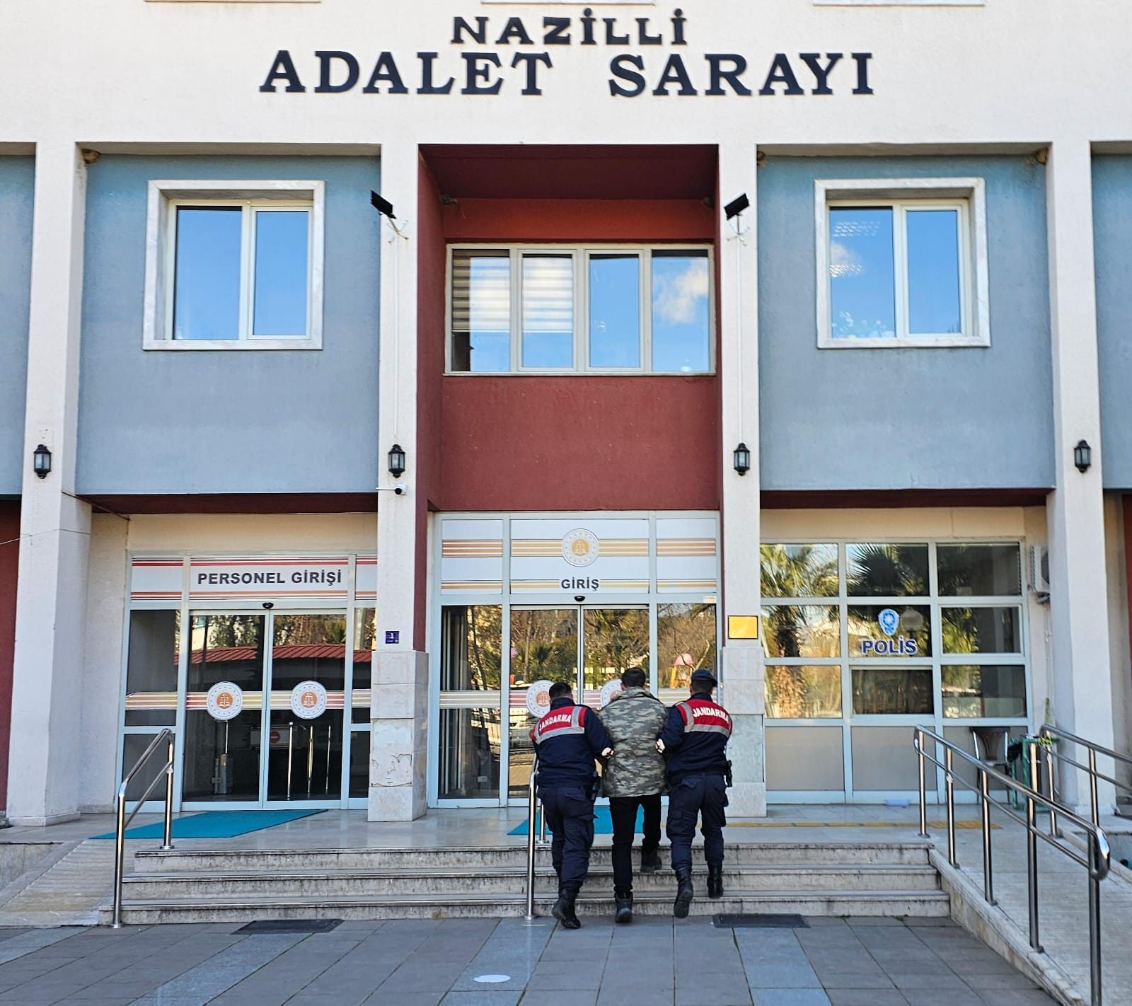 SİLAHLI SALDIRAN ŞÜPHELİ YAKALANDI
