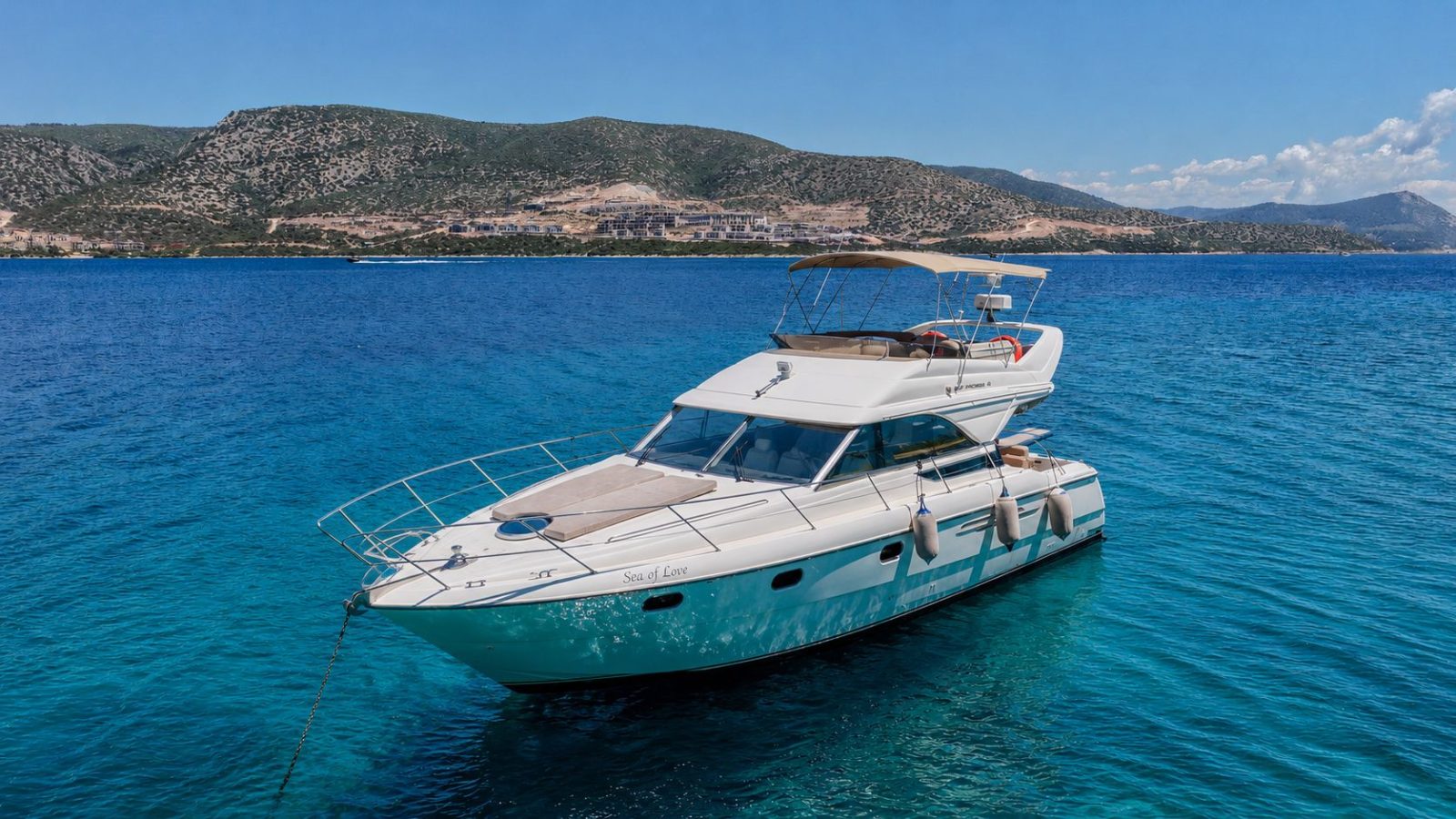BODRUM’UN MAVİ SULARINDA ÖZEL BİR DENEYİM: SEA OF LOVE TEKNESİ MİSAFİRLERİNİ BEKLİYOR