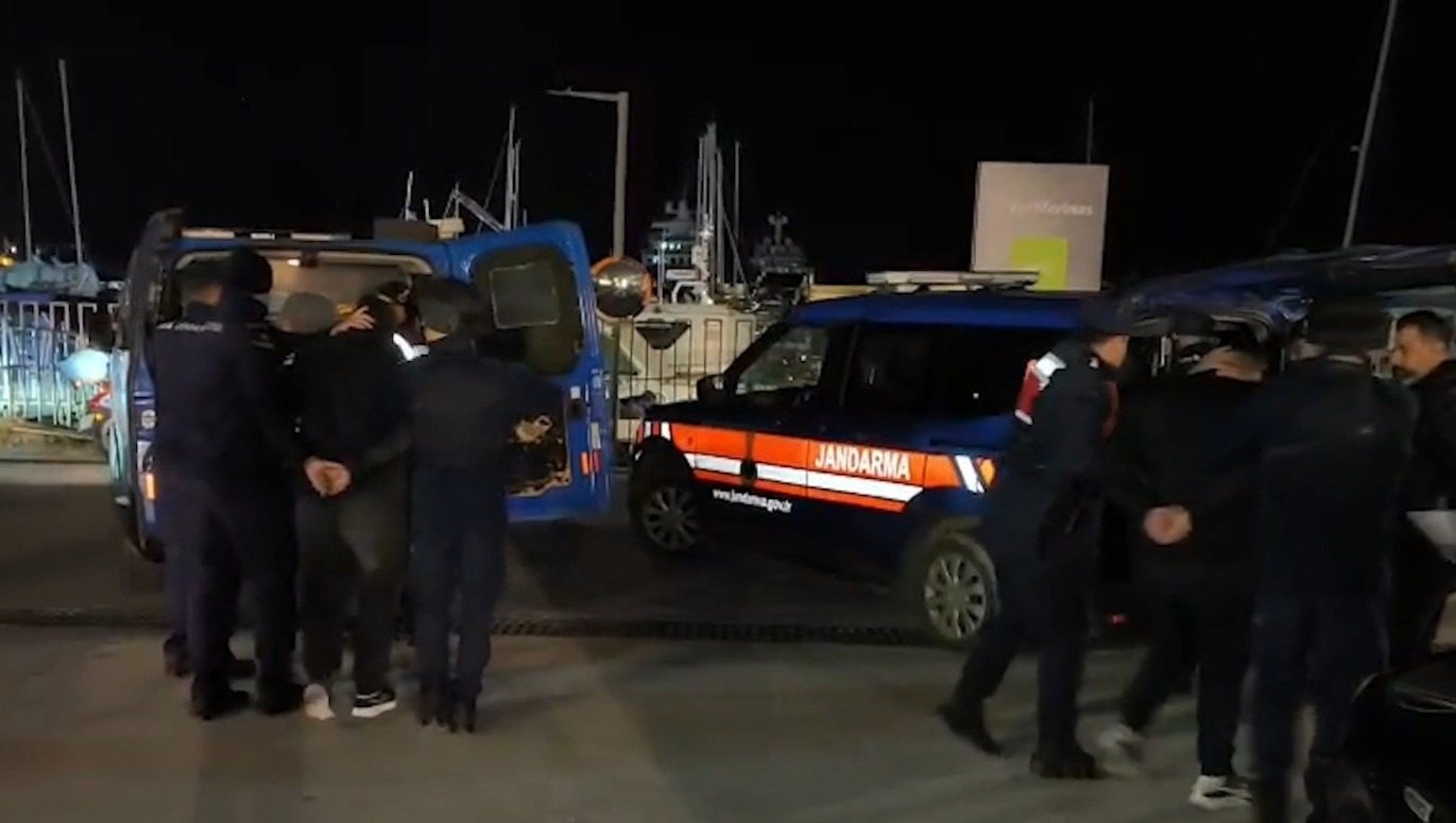 Kuşadası’nda Organize Suç Çetesine Darbe: 4 Suç Makinesi Yakalandı 