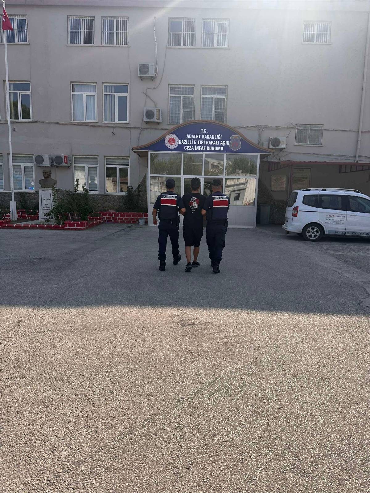 KESİNLEŞMİŞ CEZASI OLAN KİŞİ YAKALANDI