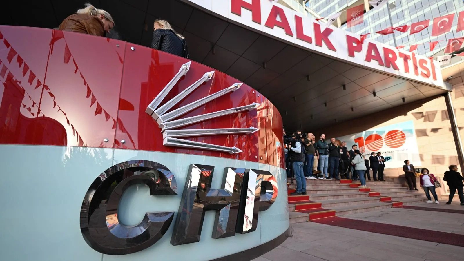CHP'DE KONGRE TAKVİMİ TARTIŞMASI: 26 TEMMUZ SONRASI SEÇİM RİSKİ İDDİASI