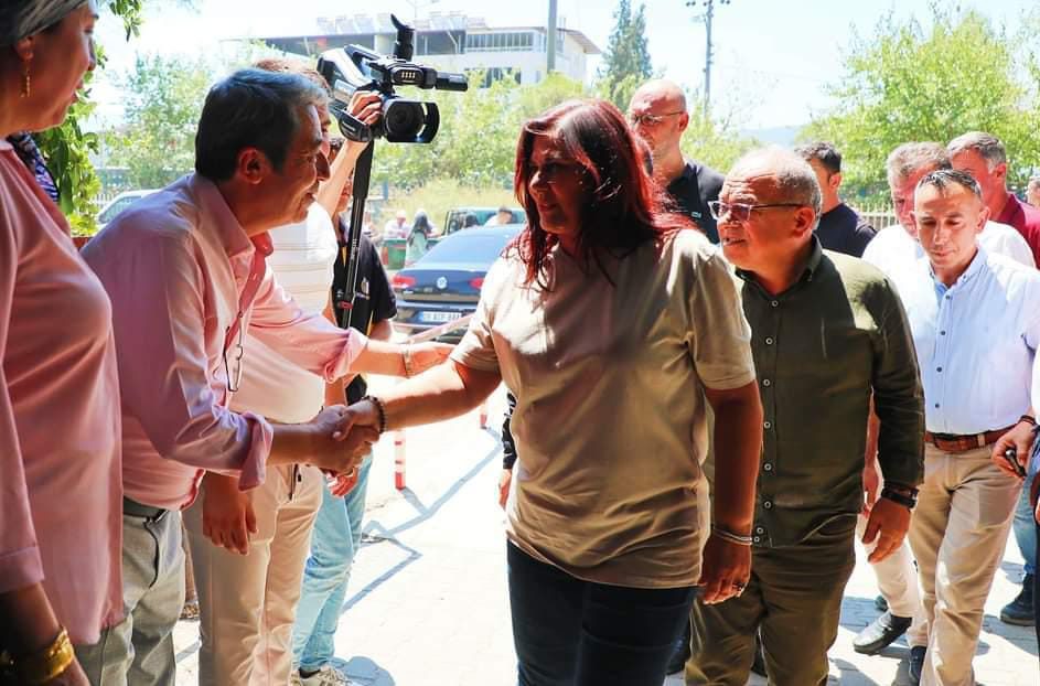 Çerçioğlu, CHP Köşk İlçe Başkanı Güldenk’in Kızının Düğün Cemiyetine Katıldı