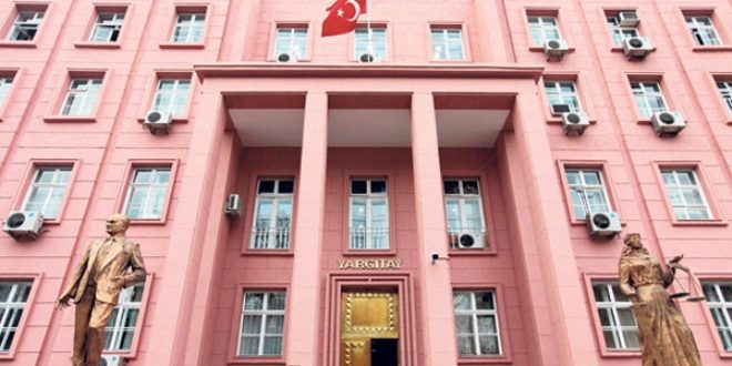 Yargıtay'dan krediden dolayı emekli maaşına bloke kararı