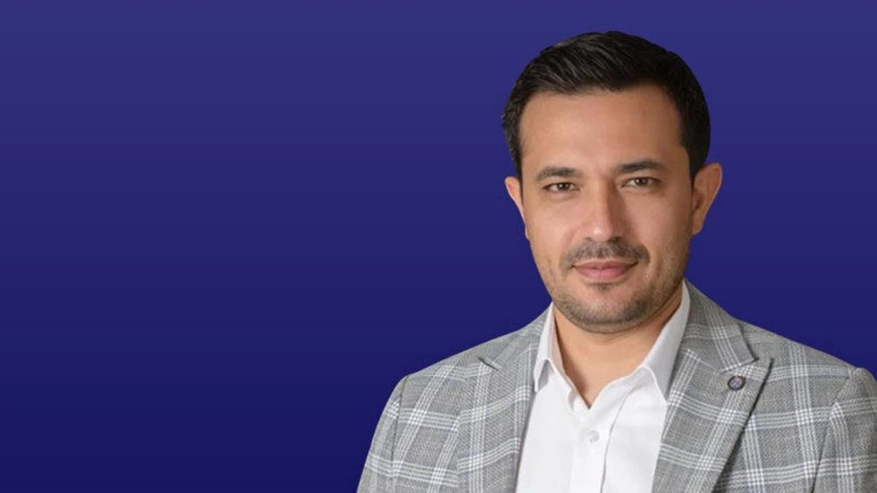 AK Parti MKYK Üyesi Mehmet Umut Tuncer Siyaseti Bıraktığını Açıkladı