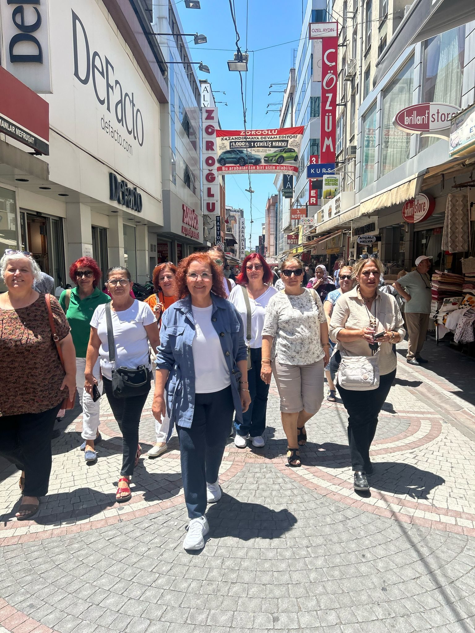 CHP AYDIN KADIN KOLLARI BAŞKANI ÖZDEMİR; HEM VATANDAŞ HEM ESNAF ZORDA