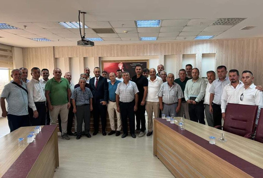 CHP Köşk Meclis Üyeleri Mahalle Muhtarları ile Birlikte Büyükşehir Belediyesine Çıkarma Yaptılar