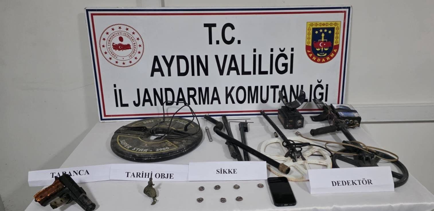 Karacasu'da Tarihi Eser Kaçakçılığı Operasyonu: Gümüş Yunan Sikkeler Ele Geçirildi