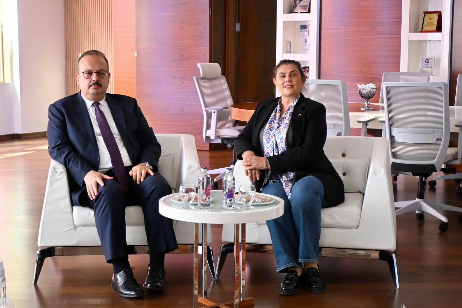 BAŞKAN ÇERÇİOĞLU'NA AYDIN VALİSİ YAKUP CANBOLAT’TAN ZİYARET