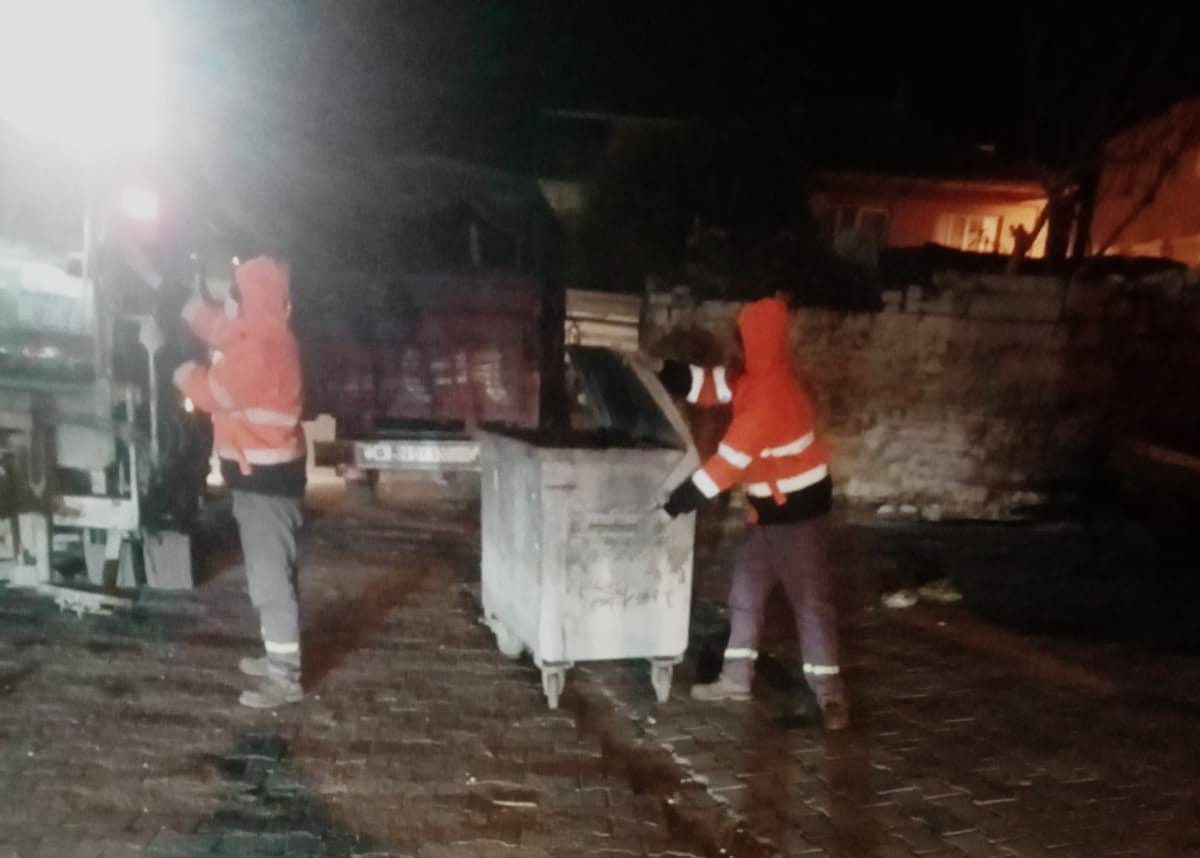 BAŞKAN ZENCİRCİ EKİPLERİ SAHADAN ÇEKTİ