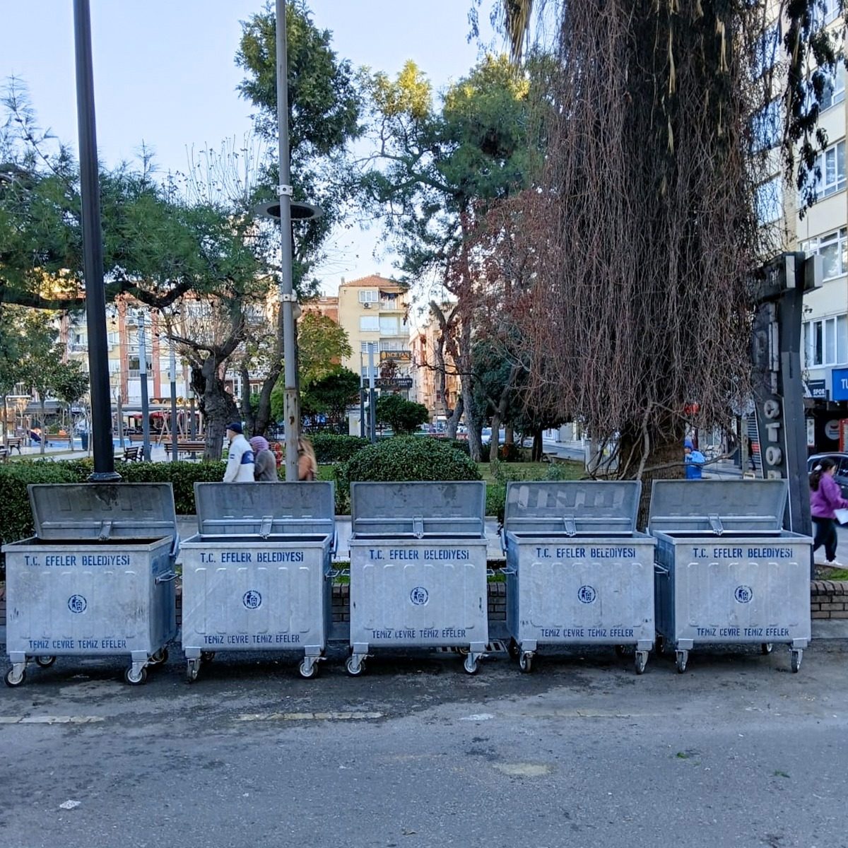 EFELER’DE TEMİZLİK HİZMETLERİ GÜÇLENİYOR