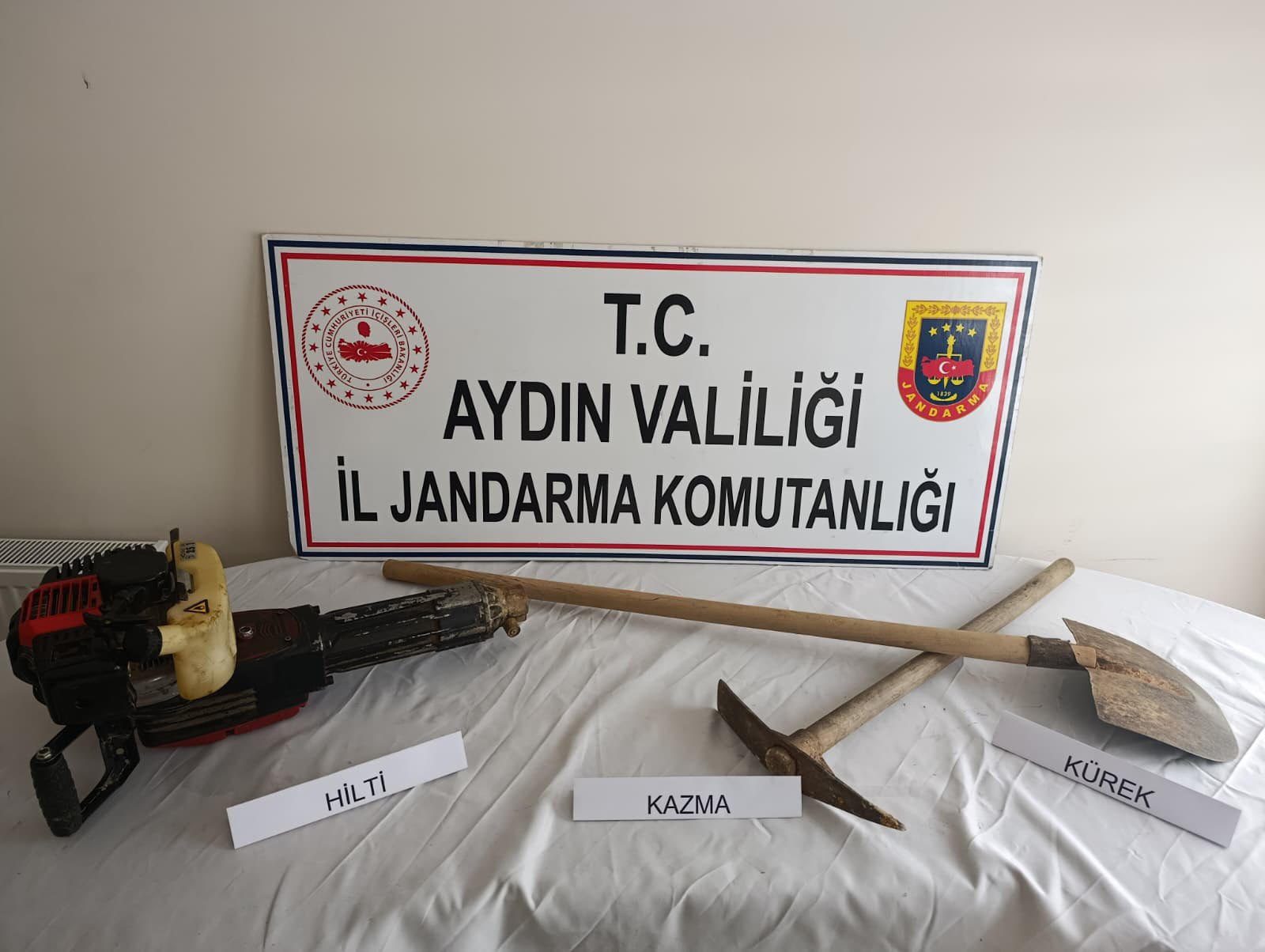 Koçarlı’da Kaçak Kazıya Suçüstü