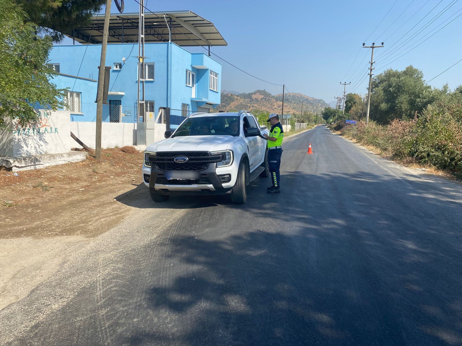 JANDARMA’DAN KÖŞK’TE ŞOK TRAFİK UYGULAMASI        