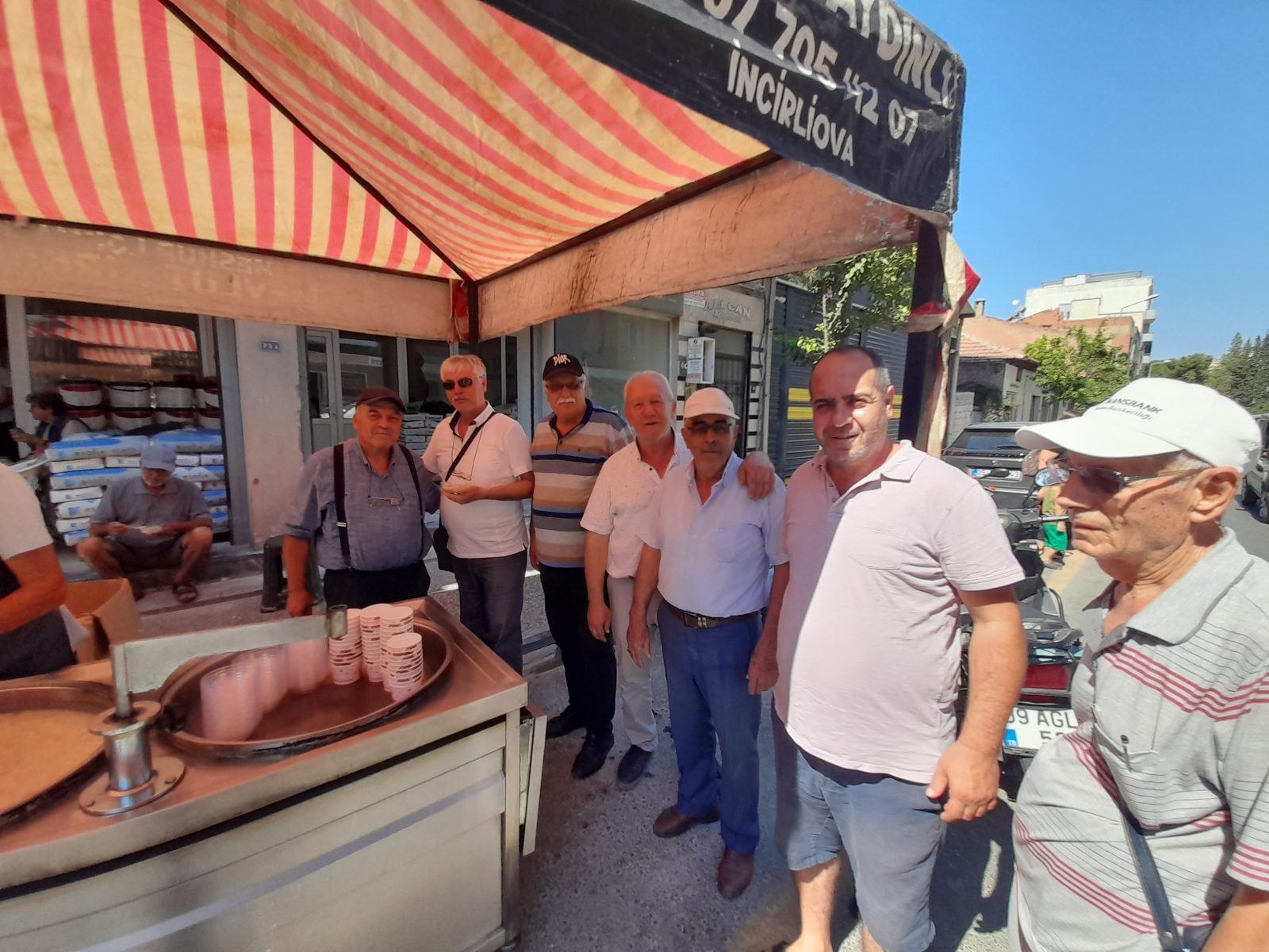 ŞEVKİ CAN'DAN BİN KİŞİLİK AŞURE
